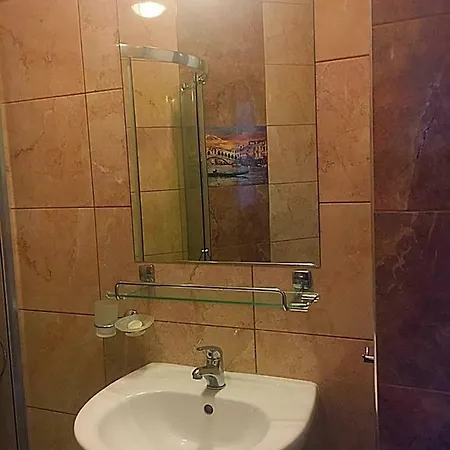 Афродита Роуз דירה סאני ביץ'